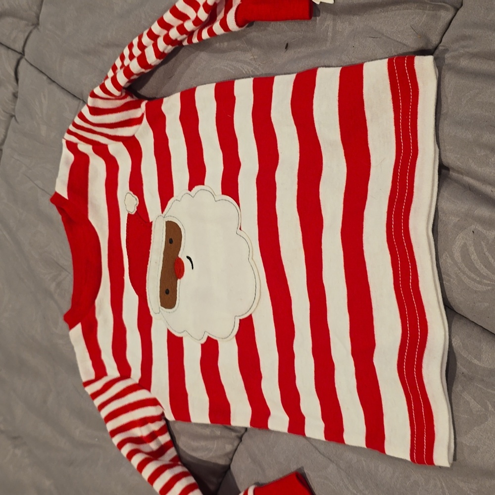ā¤ļø10/$10 New santa pajama top